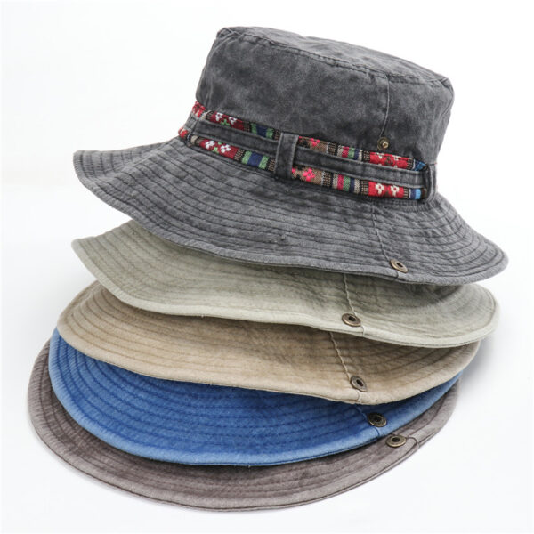 5-bobs-ficelles-de-différentes-couleurs-pliés