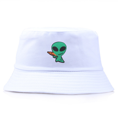 Bob-extraterrestre-brodé-couleur-blanc-présenté-sur-fond-blanc