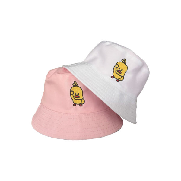 bob-reversible-blanc-et-rose-sur-fond-blanc
