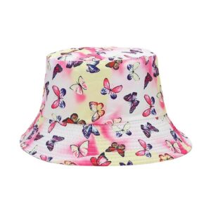 Un-bob-avec-papillon-nombreux-motifs-différentes-couleurs-imprimés-présenté-sur-fond-blanc