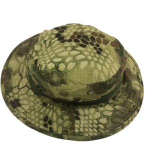 Bob-chapeau-style-camouflage-serpent-sur-fond-blanc-foto-numero-4