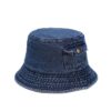 Bob-en-denim-couleur-bleu-marine-présenté-sur-fond-blanc
