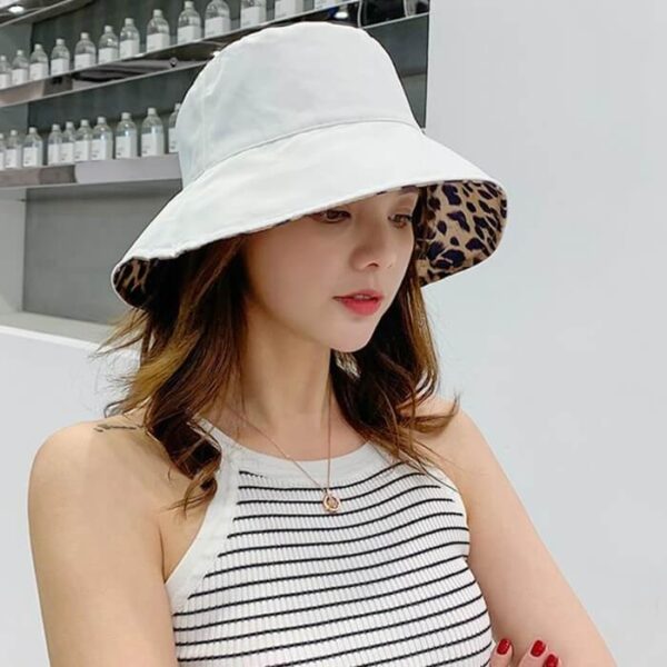 Bob-réversible-pour-femme-couleur-blanc