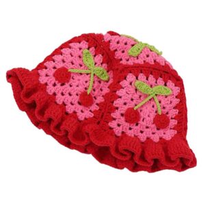 Bob-crochet-rouge-avec-motifs-de-cerises