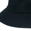 Zoom sur la qualité du tissu d'un bob chapeau grande taille noir