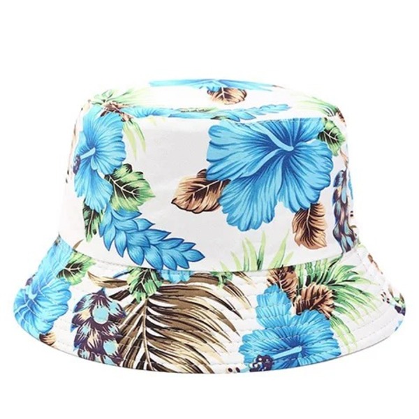 Un bob à fleurs pour homme version 4