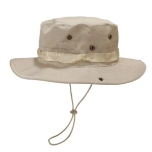 Bob safari beige sur un fond blanc