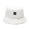 Bob chapeau en fourrure de couleur blanc avec smiley