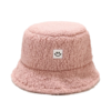 Bob fourrure couleur rose avec smiley brodé