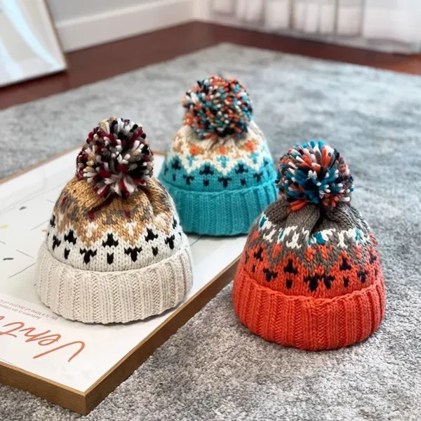 bonnet-chaud-hiver-avec-pompon