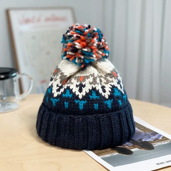 bonnet-pompon-femme-bleu