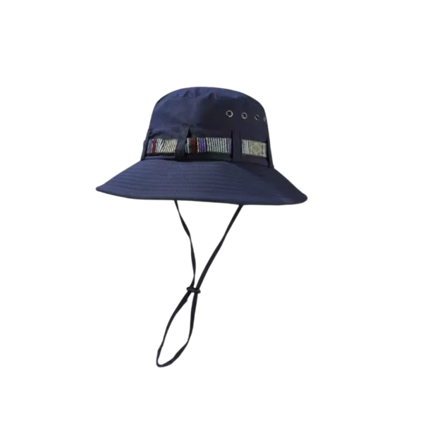 Un bob chapeau anti UV de couleur bleu sur un fond blanc